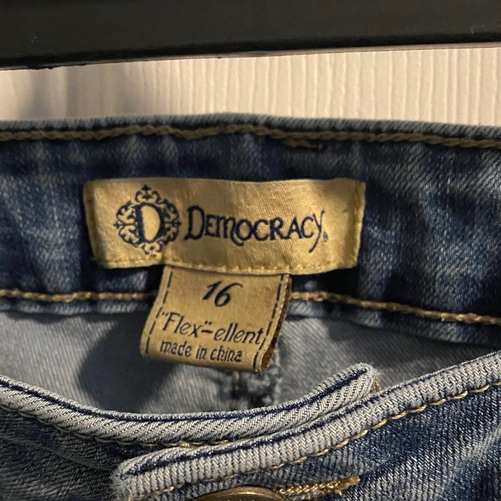 Women's Democracy Blue Flex Distressed Jeans - Picture 2 of 4